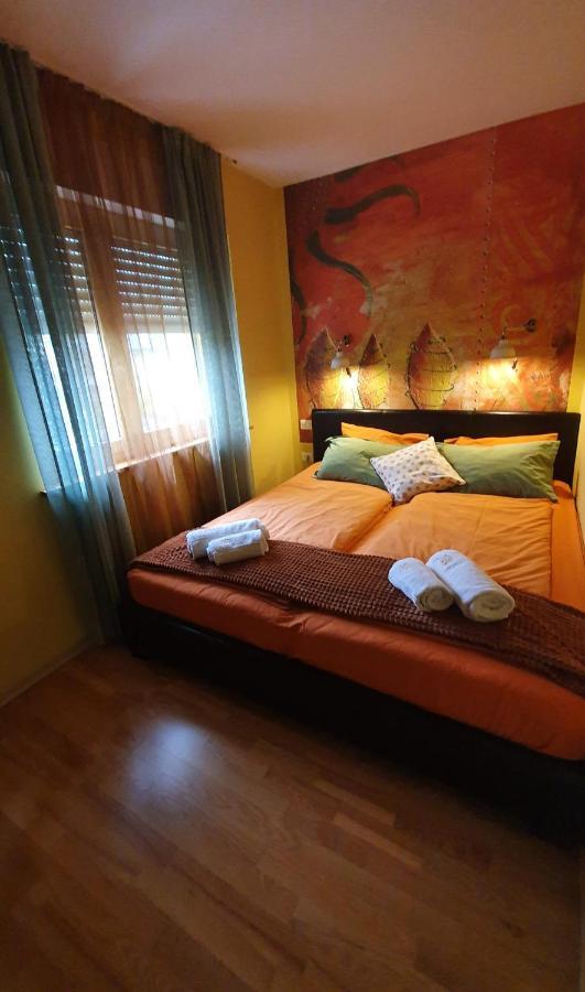 Apartment And Rooms Hisa Sonca Кобарид Экстерьер фото