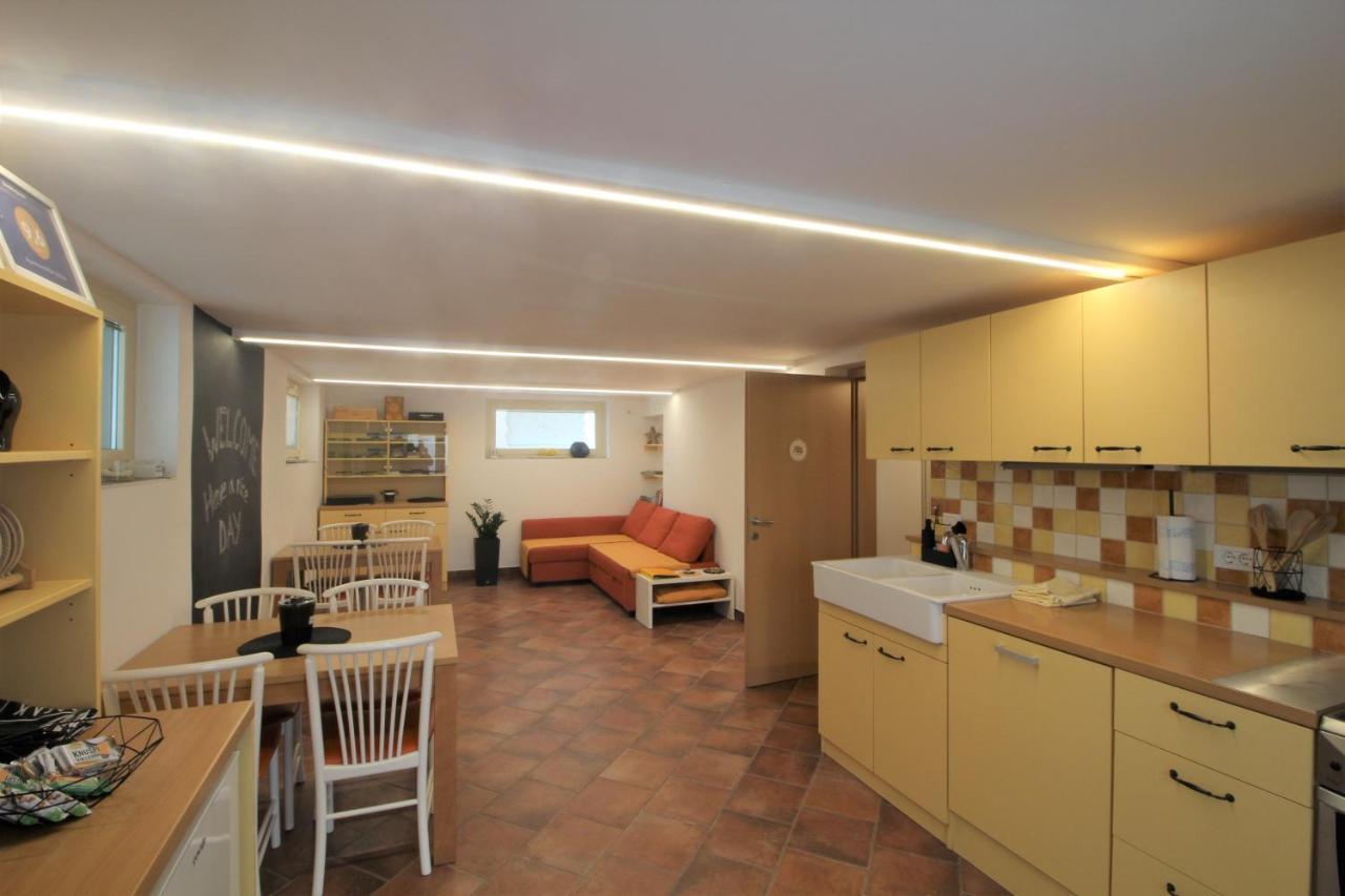 Apartment And Rooms Hisa Sonca Кобарид Экстерьер фото