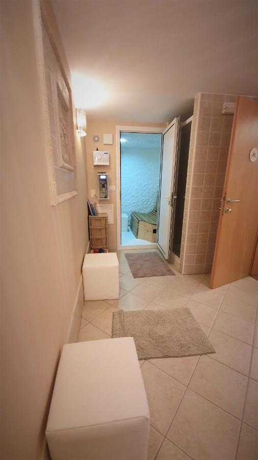 Apartment And Rooms Hisa Sonca Кобарид Экстерьер фото